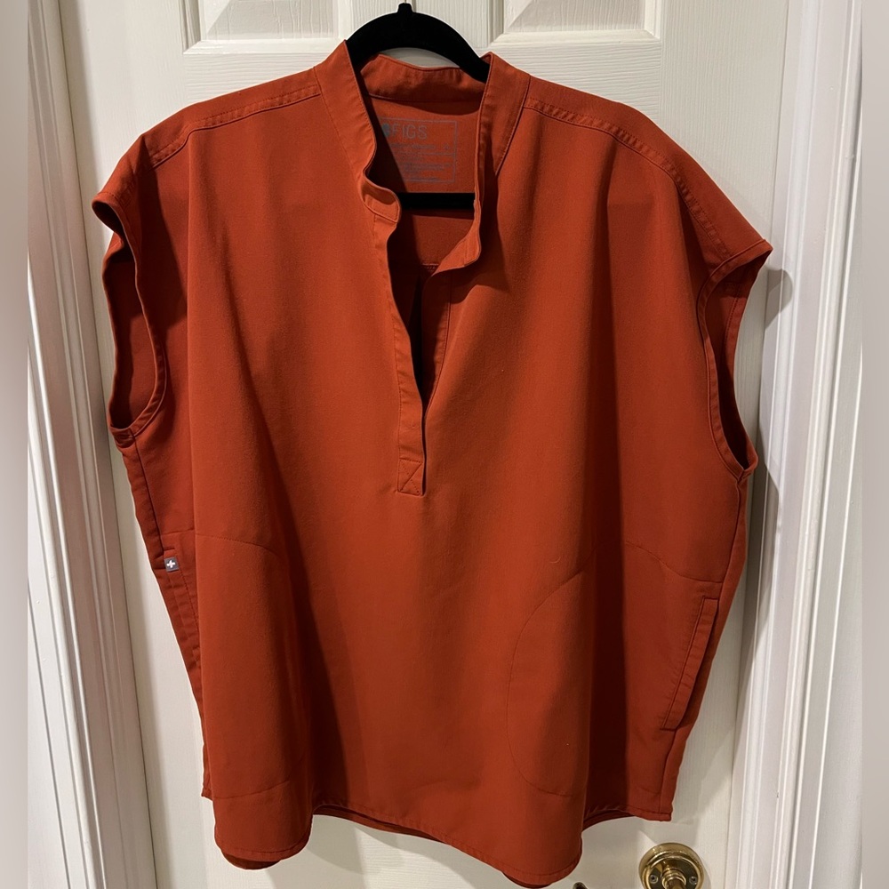 Figs Auburn Rafaela Scrub Top XL